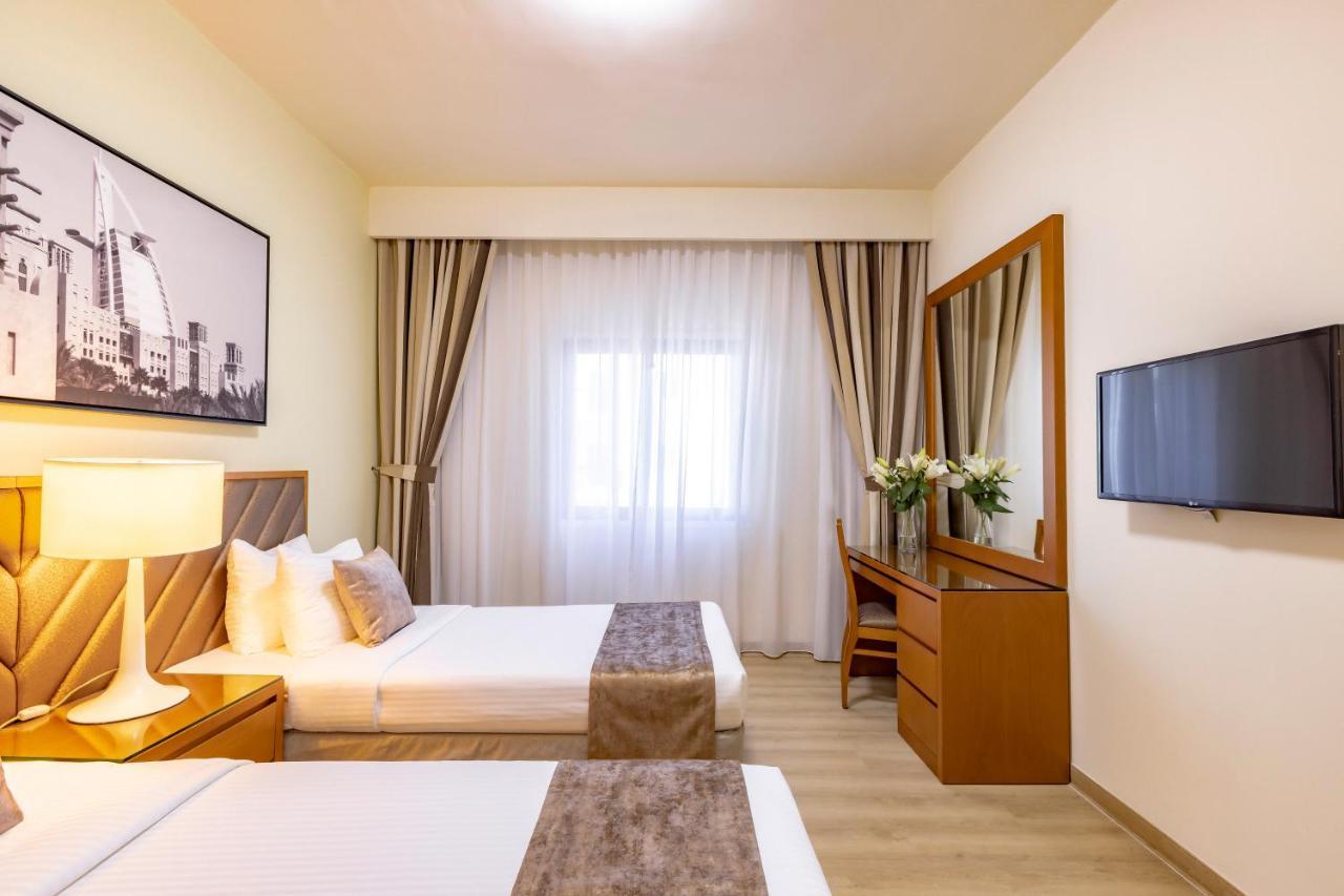 Golden Sands Suites Dubaï Extérieur photo